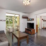 דירה Seaview House Helena