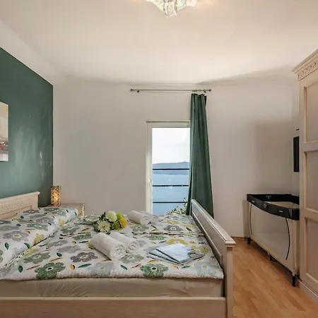 아파트 Seaview House Helena *